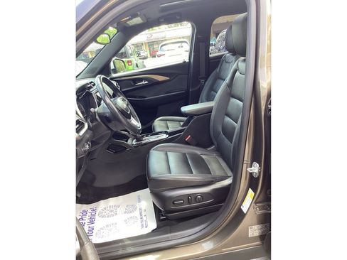 Used 2021 Chevrolet TrailBlazer ACTIV w/ Sun and Liftgate Package AWD/4WD image 9