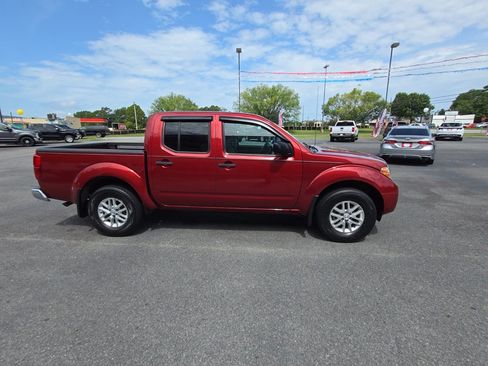 Used 2021 Nissan Frontier SV AWD/4WD image 5