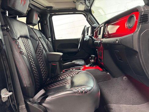 Used 2020 Jeep Wrangler Unlimited Sport S image 29