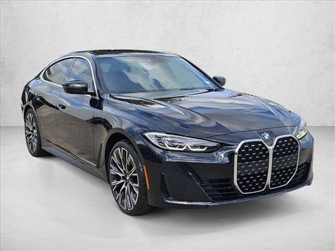 Used 2023 BMW 430i Gran Coupe w/ Premium Package image 3