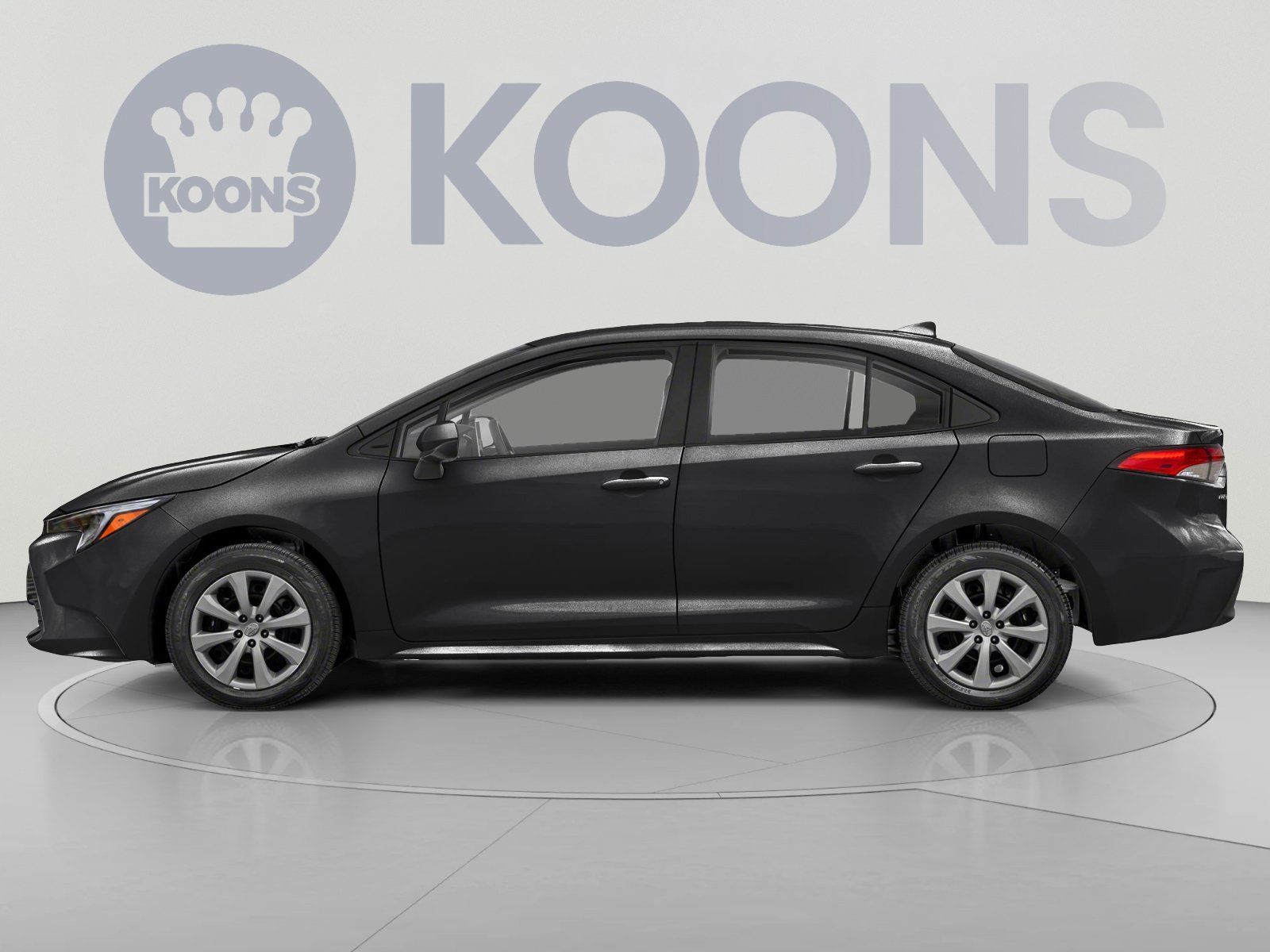Used 2024 Toyota Corolla LE w/ LE Convenience Package FWD image 4