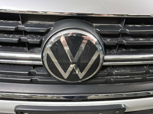 Used 2024 Volkswagen Jetta S FWD image 9