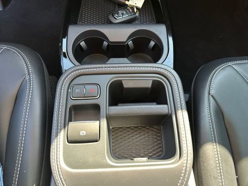 Certified 2025 Ford Mustang Mach-E Select AWD/4WD image 31