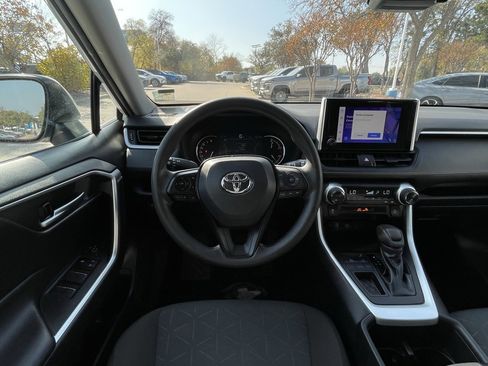 Used 2023 Toyota RAV4 XLE image 11