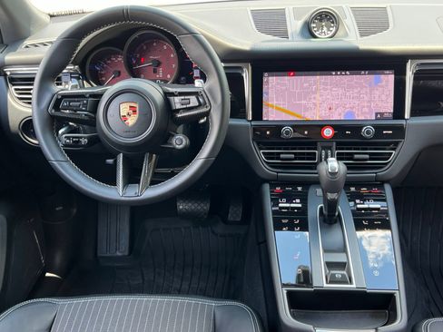 Certified 2026 Porsche Macan Turbo AWD/4WD image 18