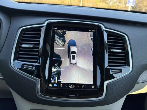 Certified 2023 Volvo XC90 B6 Plus w/ Protection Package Premier image 25