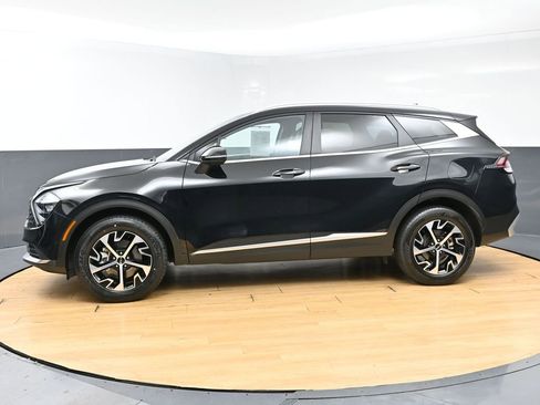 Used 2023 Kia Sportage EX AWD/4WD image 6