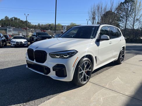Certified 2023 BMW X5 xDrive40i w/ M Sport Package image 4