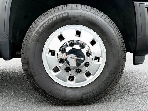 Used 2024 GMC Sierra 3500 Denali Ultimate image 19