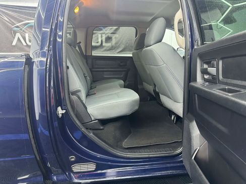 Used 2018 RAM 1500 Express w/ Express Value Package image 8