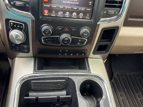 Used 2016 RAM 1500 Laramie w/ Convenience Group AWD/4WD image 18