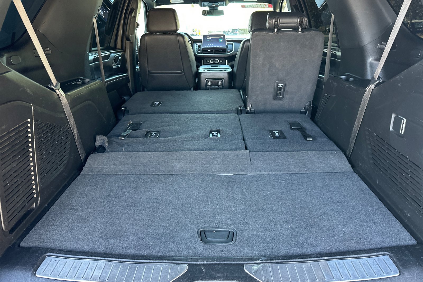 Used 2022 Chevrolet Tahoe RST RWD image 16