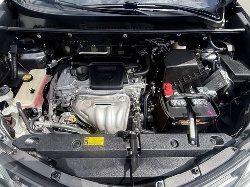 Used 2015 Toyota RAV4 XLE FWD image 19
