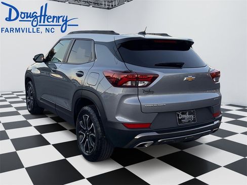 Certified 2023 Chevrolet TrailBlazer ACTIV w/ Convenience Package image 3