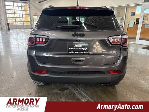 Used 2022 Jeep Compass Altitude w/ Convenience Group image 5