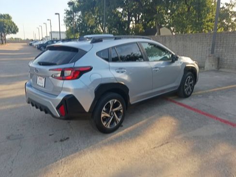 Used 2025 Subaru Crosstrek 2.5i Premium AWD/4WD image 7
