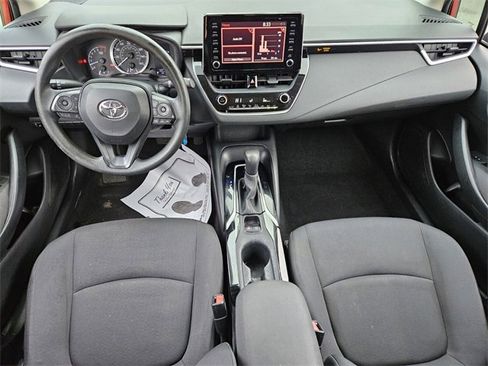 Used 2020 Toyota Corolla LE image 8