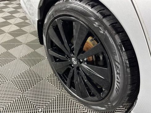 Used 2019 Nissan Altima 2.5 SR FWD image 16