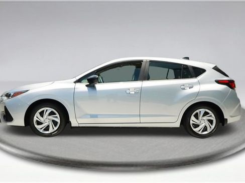Certified 2025 Subaru Impreza 2.0i AWD/4WD image 11