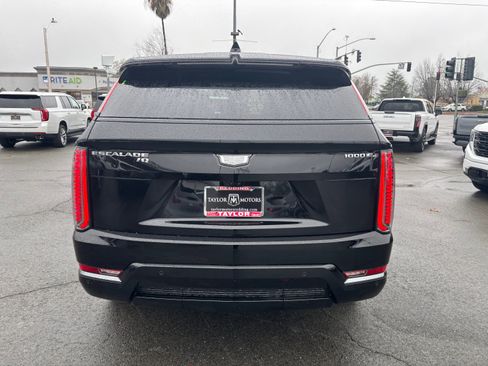 New 2025 Cadillac Escalade IQ Sport 1 image 6