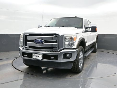 Used 2015 Ford F250 Lariat w/ Lariat Ultimate Package image 29