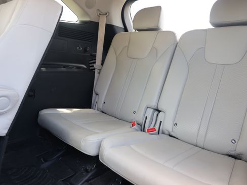 Used 2023 Kia Sorento SX Prestige w/ Panoramic Sunroof Package AWD/4WD image 15