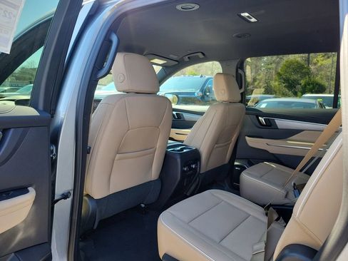 New 2026 Buick Enclave Preferred FWD image 11