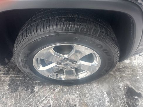 Used 2012 Jeep Grand Cherokee Limited w/ Trailer Tow Group image 17