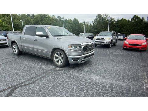 Used 2019 RAM 1500 Limited image 26