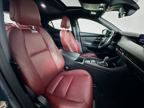 Used 2024 MAZDA MAZDA3 s image 29