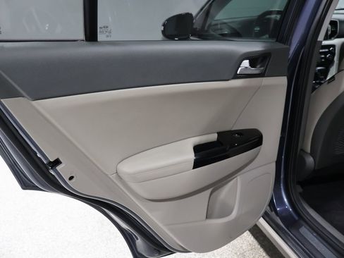 Used 2019 Kia Sportage SX image 19