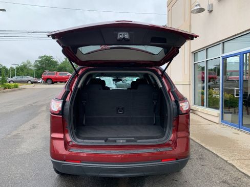Used 2016 Chevrolet Traverse LT w/ Style and Technology Package AWD/4WD image 8