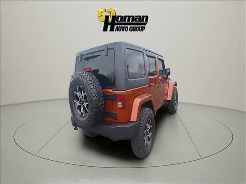 Used 2014 Jeep Wrangler Unlimited Sahara w/ Dual Top Group AWD/4WD image 5