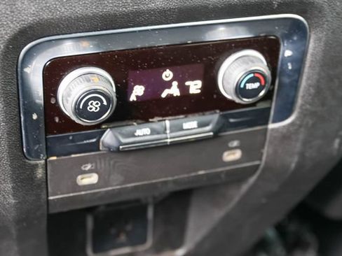 Used 2024 Chevrolet Tahoe LT AWD/4WD image 16