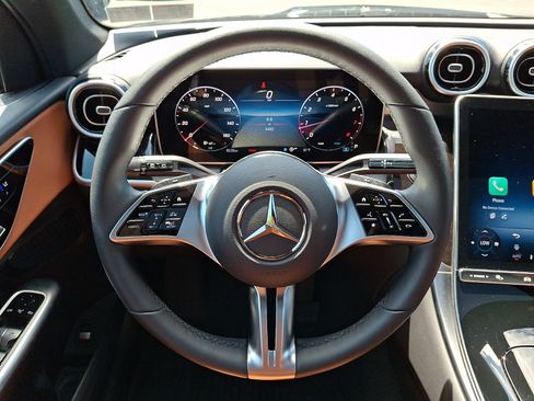 Certified 2026 Mercedes-Benz GLC 300 4MATIC image 17