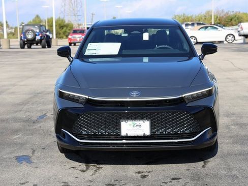 New 2026 Toyota Crown Limited image 2