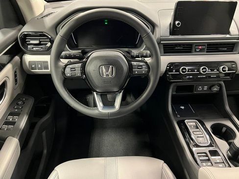 New 2025 Honda Pilot EX-L image 16