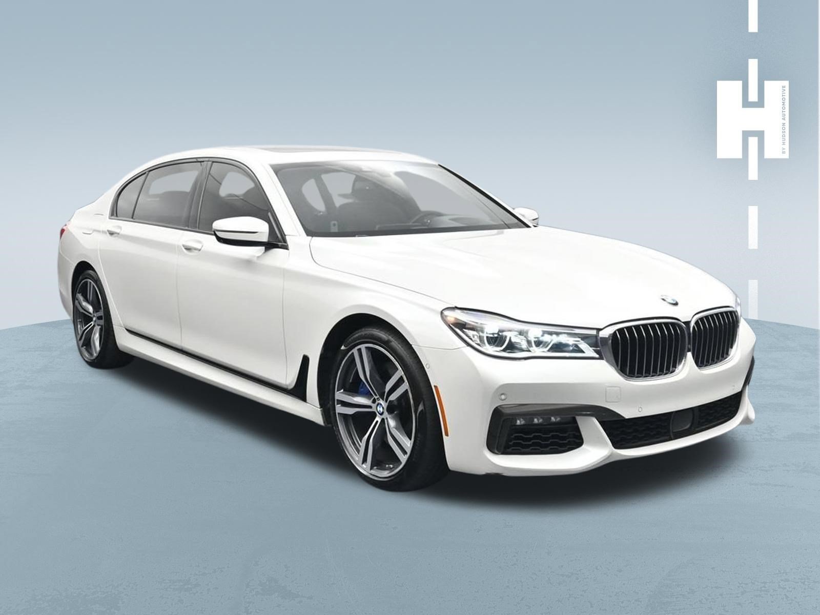 Used 2019 BMW 750i xDrive w/ Executive Package AWD/4WD image 2