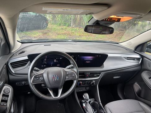 Used 2025 Buick Encore GX Preferred FWD image 31