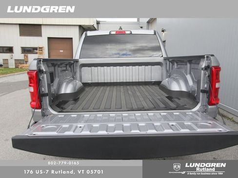 Used 2025 RAM 1500 Big Horn AWD/4WD image 38