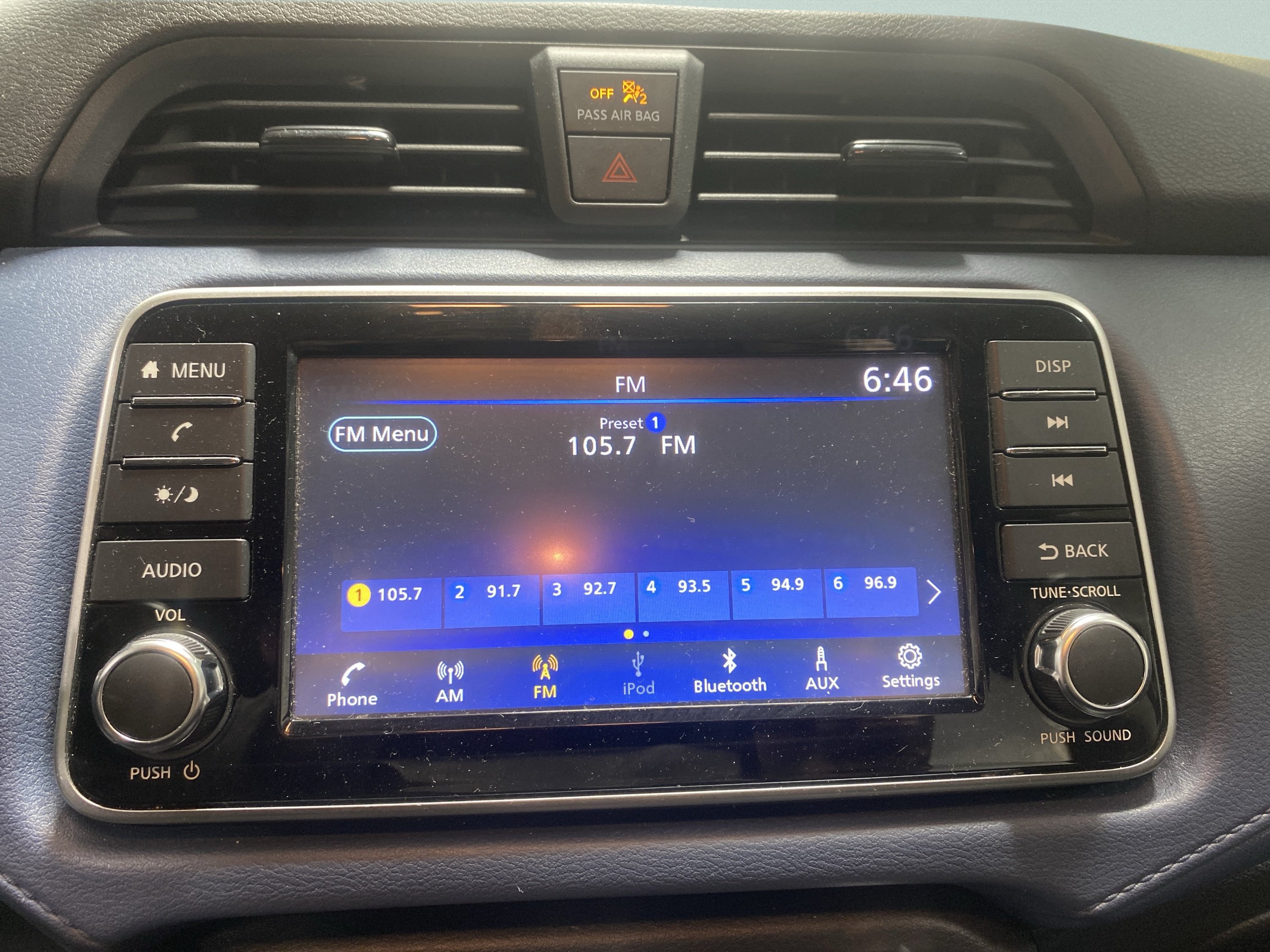 Used 2025 Nissan Versa SV FWD image 24