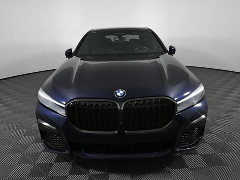 Used 2020 BMW 750i xDrive w/ Executive Package AWD/4WD image 32