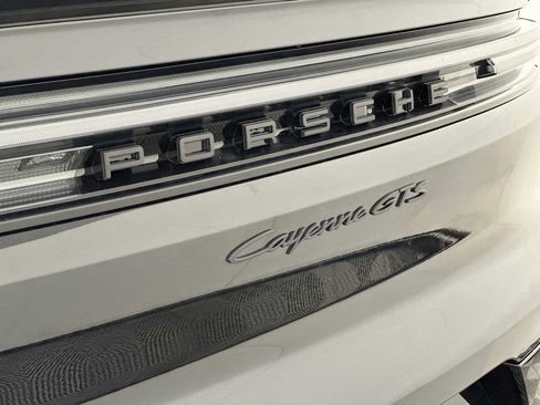 New 2026 Porsche Cayenne GTS AWD/4WD image 33