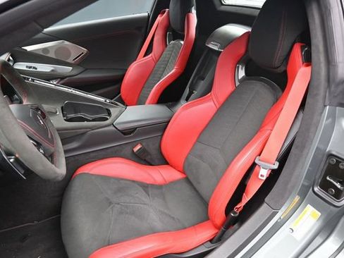 Used 2023 Chevrolet Corvette Stingray Premium Conv w/ Z51 Performance Package RWD image 15