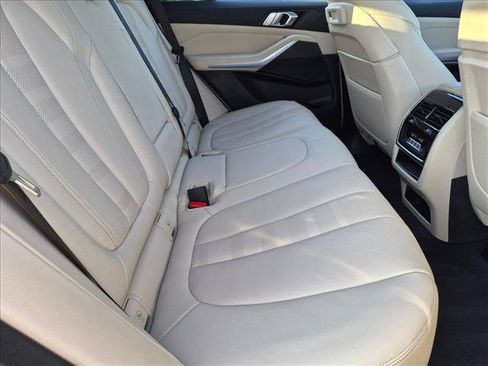 Used 2022 BMW X5 sDrive40i RWD image 18