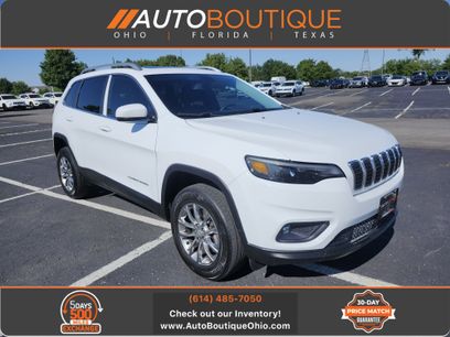 Used 2019 Jeep Cherokee Latitude Plus w/ Comfort/Convenience Group