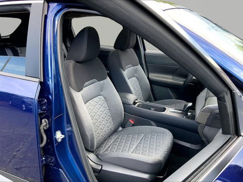 Used 2026 Nissan Kicks SV w/ SV Premium Package FWD image 20