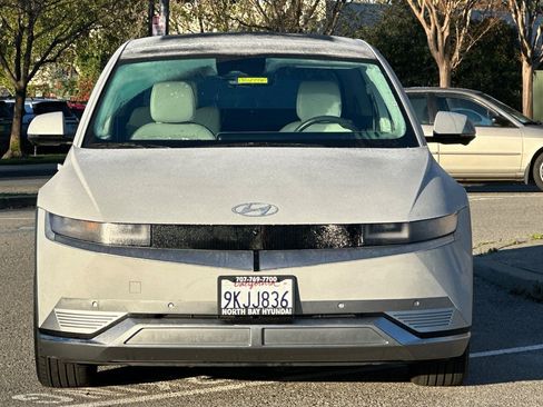 Used 2024 Hyundai Ioniq 5 Limited image 9