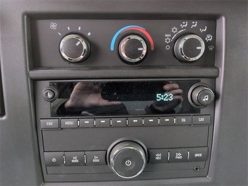 New 2025 Chevrolet Express 4500 w/ Power Convenience Package image 5