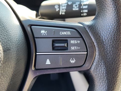 Certified 2024 Honda HR-V LX image 23